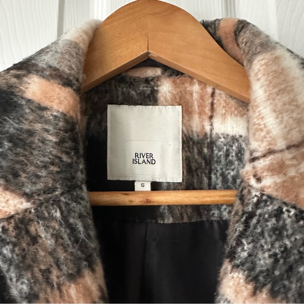 River Island fuzzy checkered / plaid coat - Picture 3 of 5